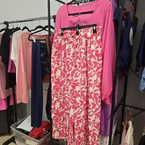 Stylish Pink Floral Women's Trousers